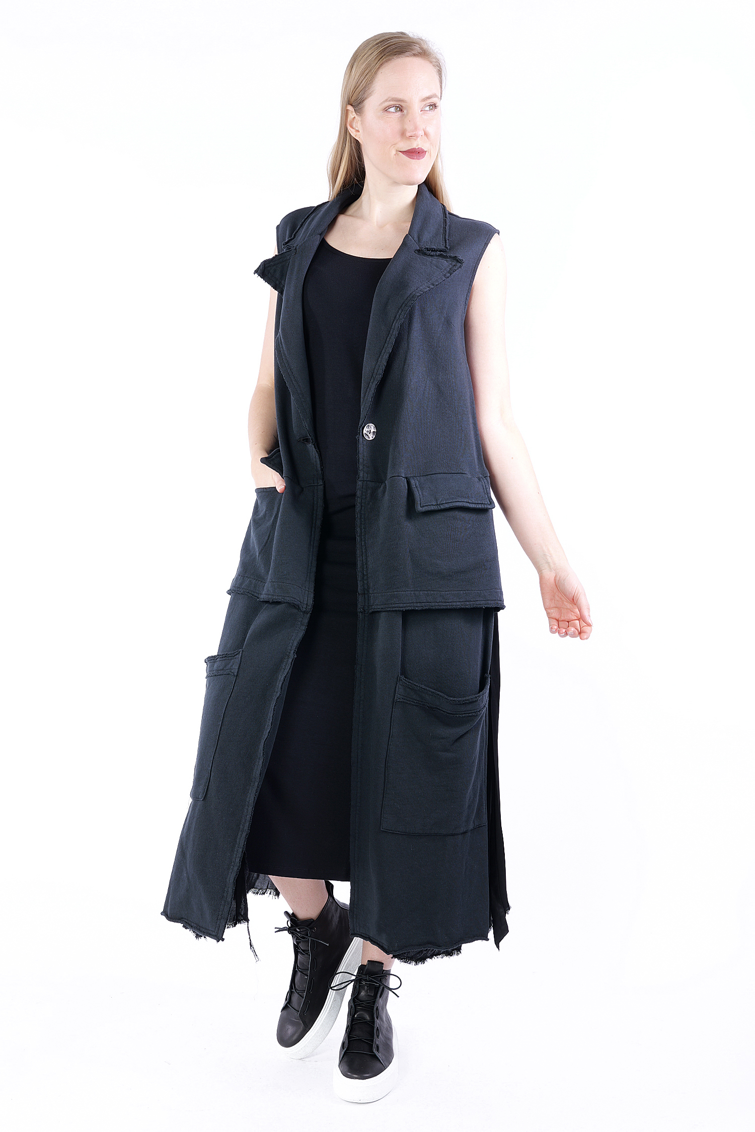 Detailed vest - Black - S12