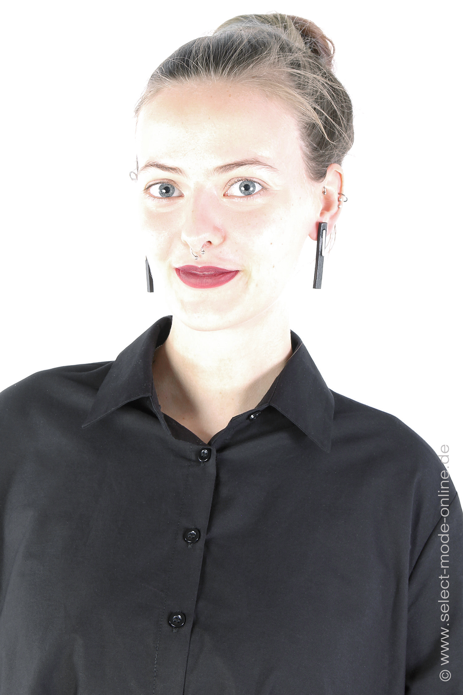 Leather earrings - black - Underline_3