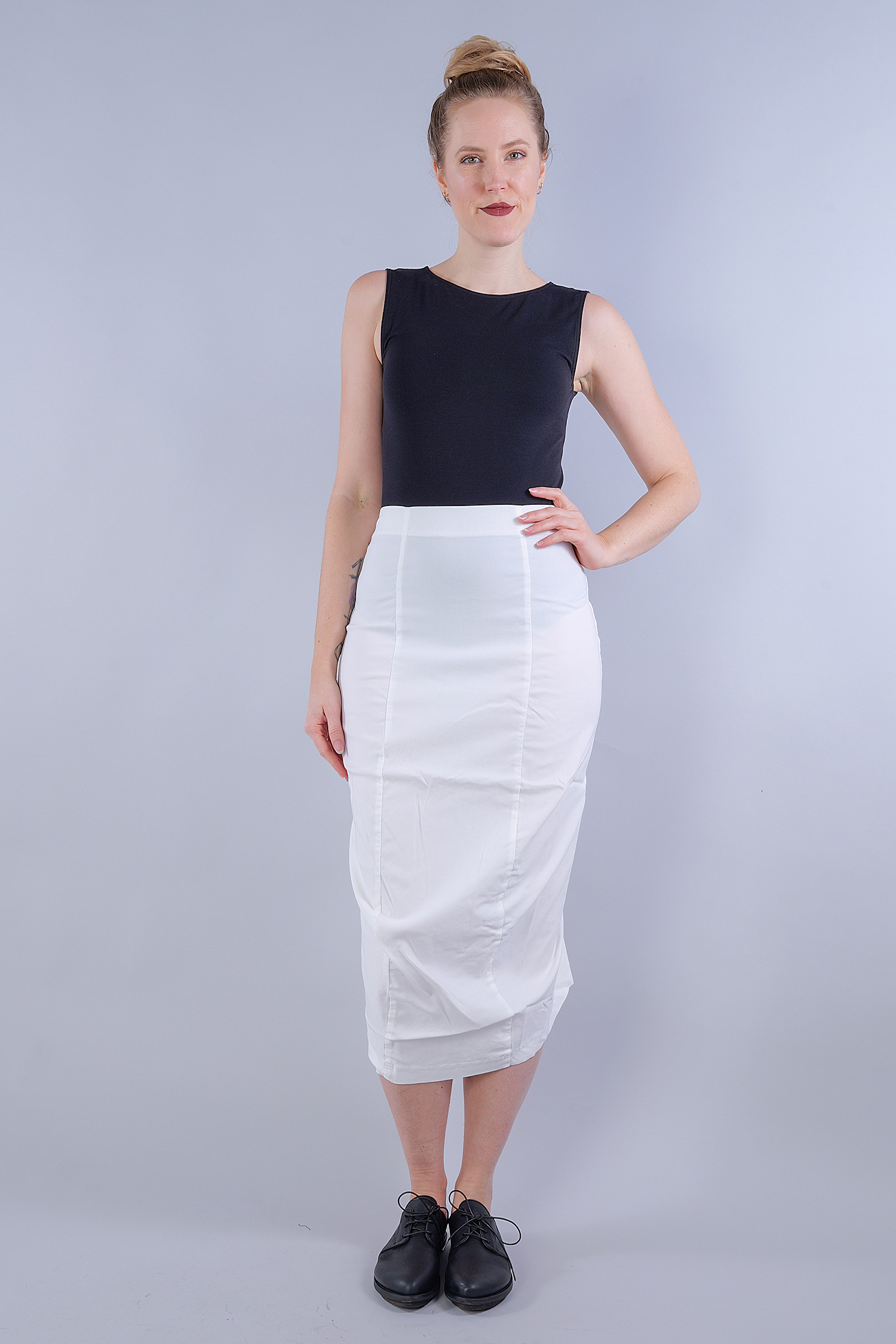 Narrow stretch skirt - 1253440335 - offwhite