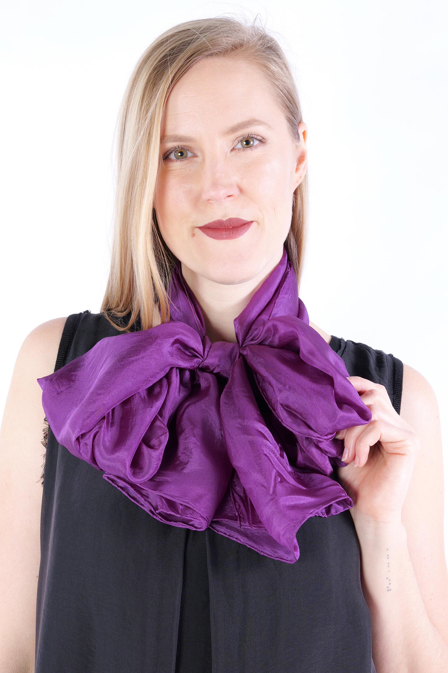 Smooth silk scarf 180x45 - Signalviolett - Melitta