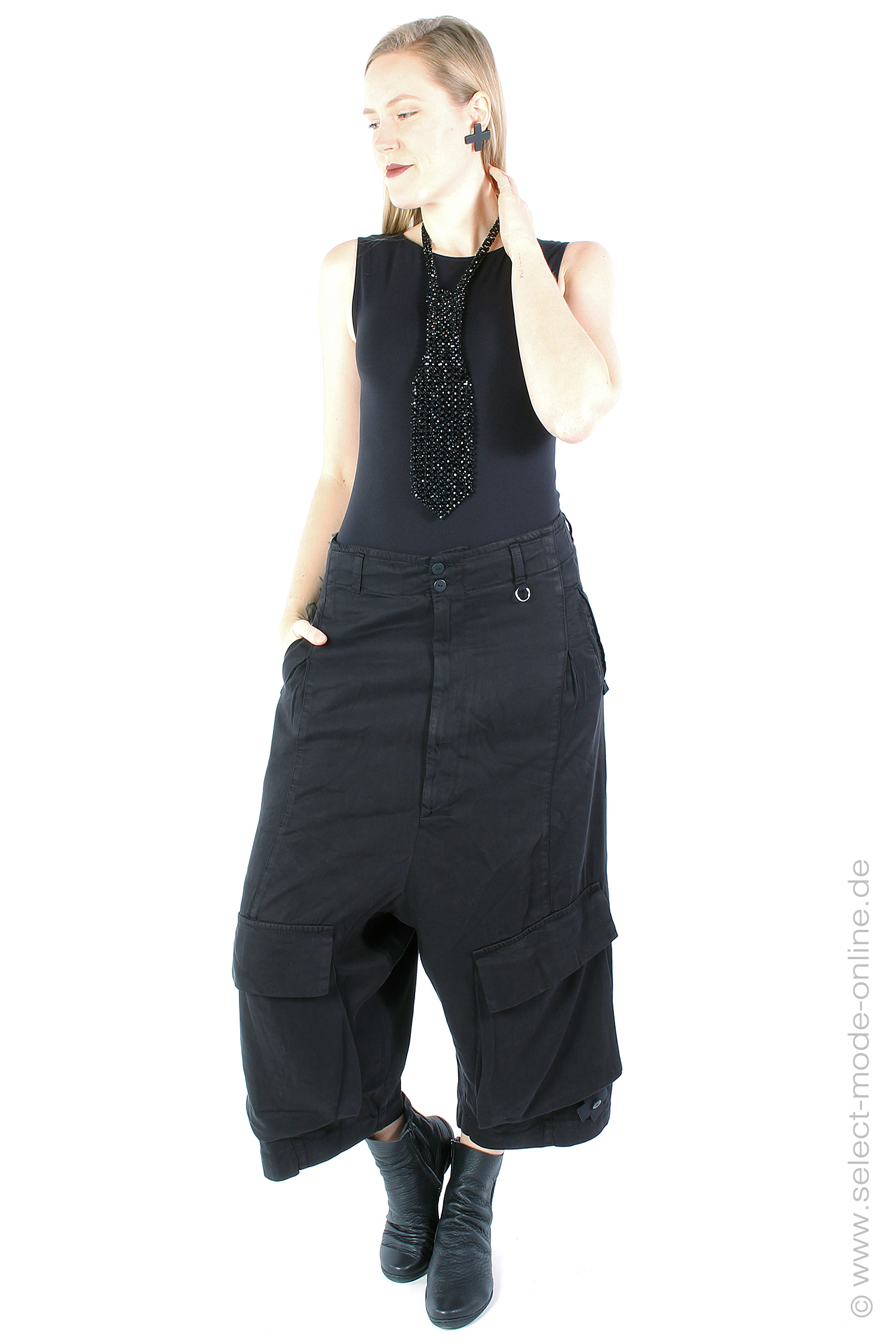 Pants with low crotch - Black - 1083