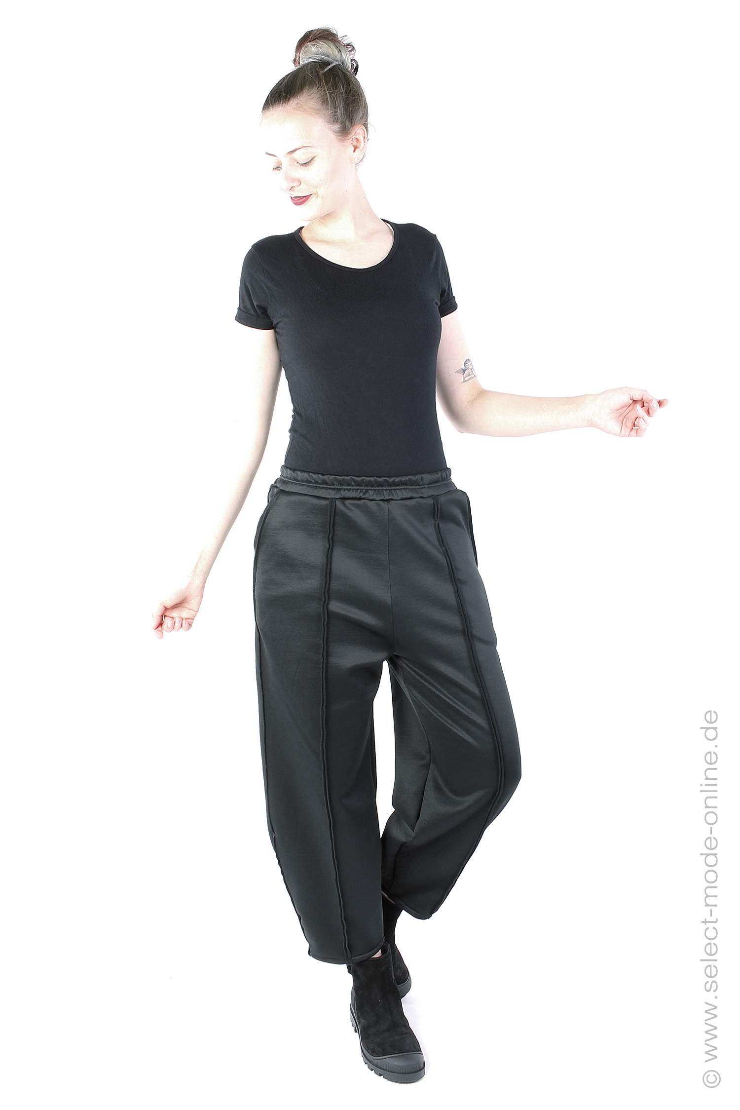 Tulip pants - Black - 224-1114