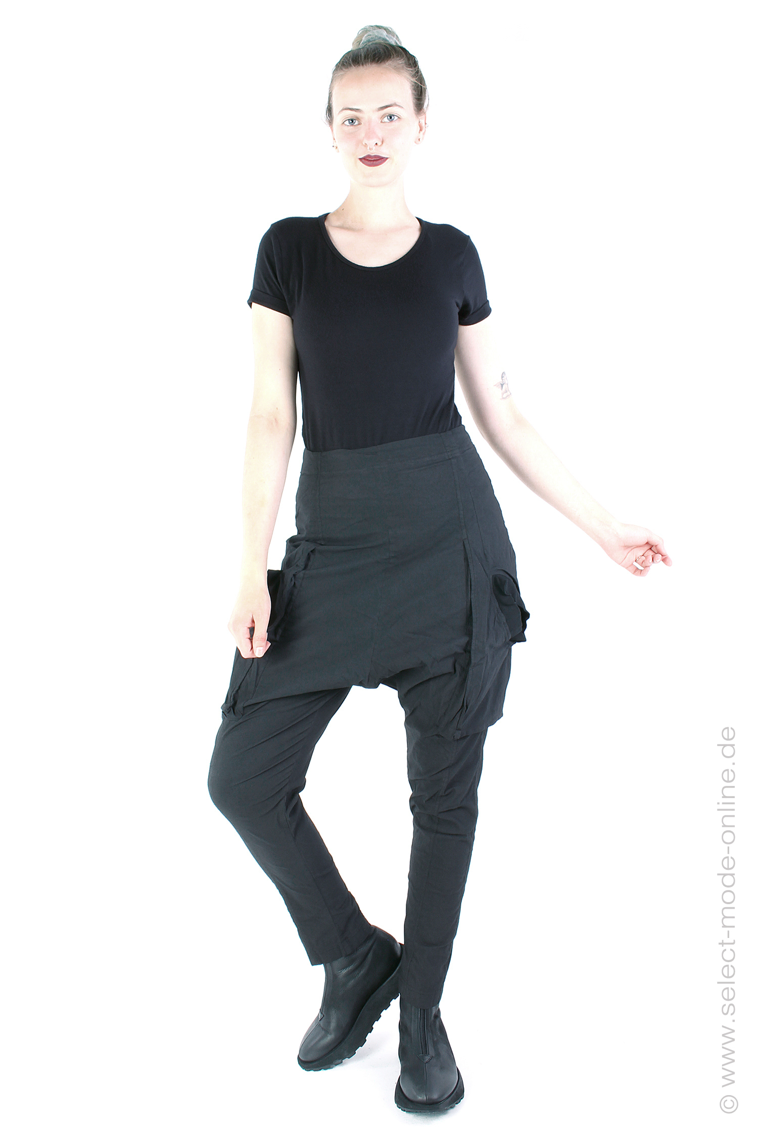 Low crotch stretch pants - Black - 2242390103