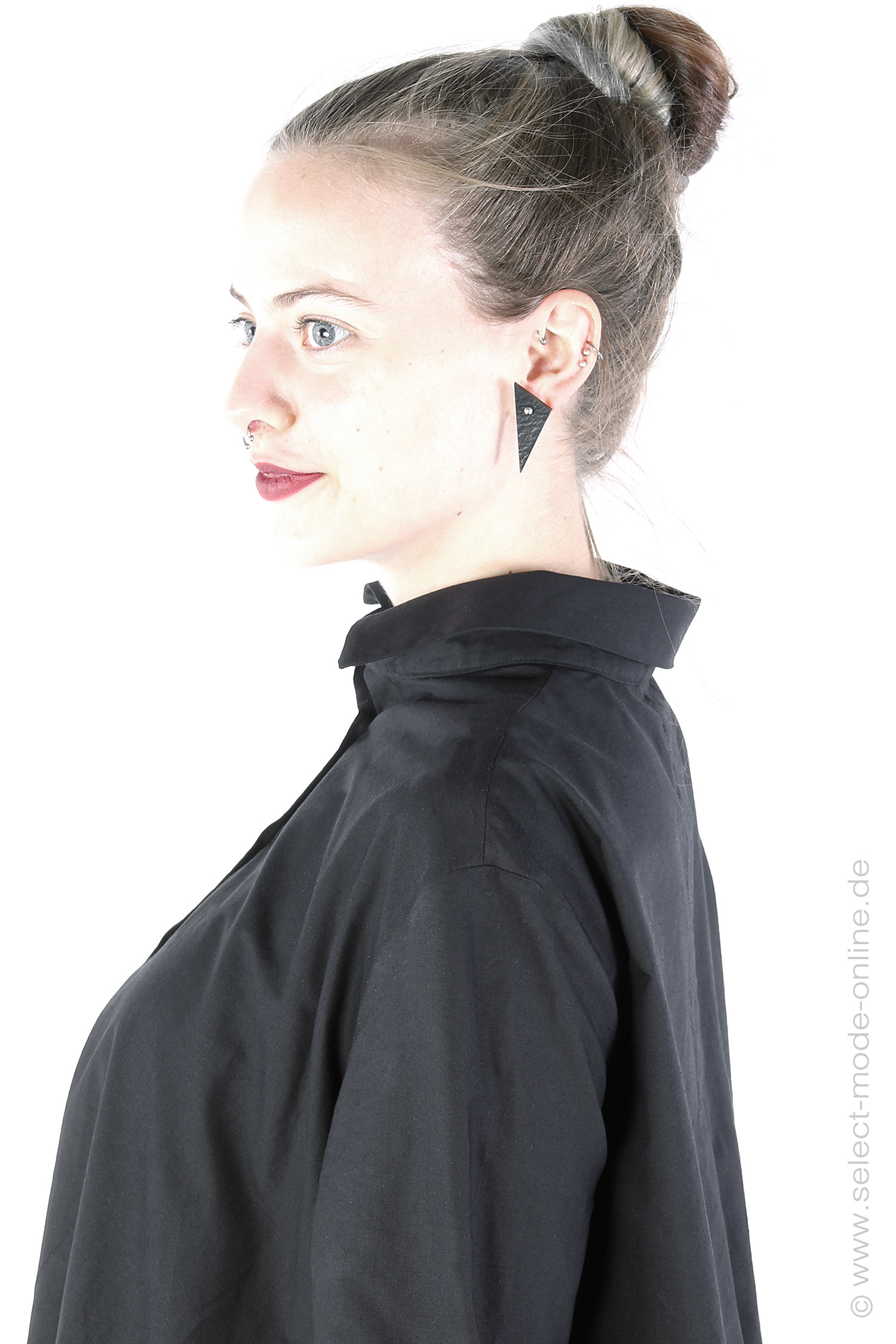 Leather earrings - black - Obtuse 1