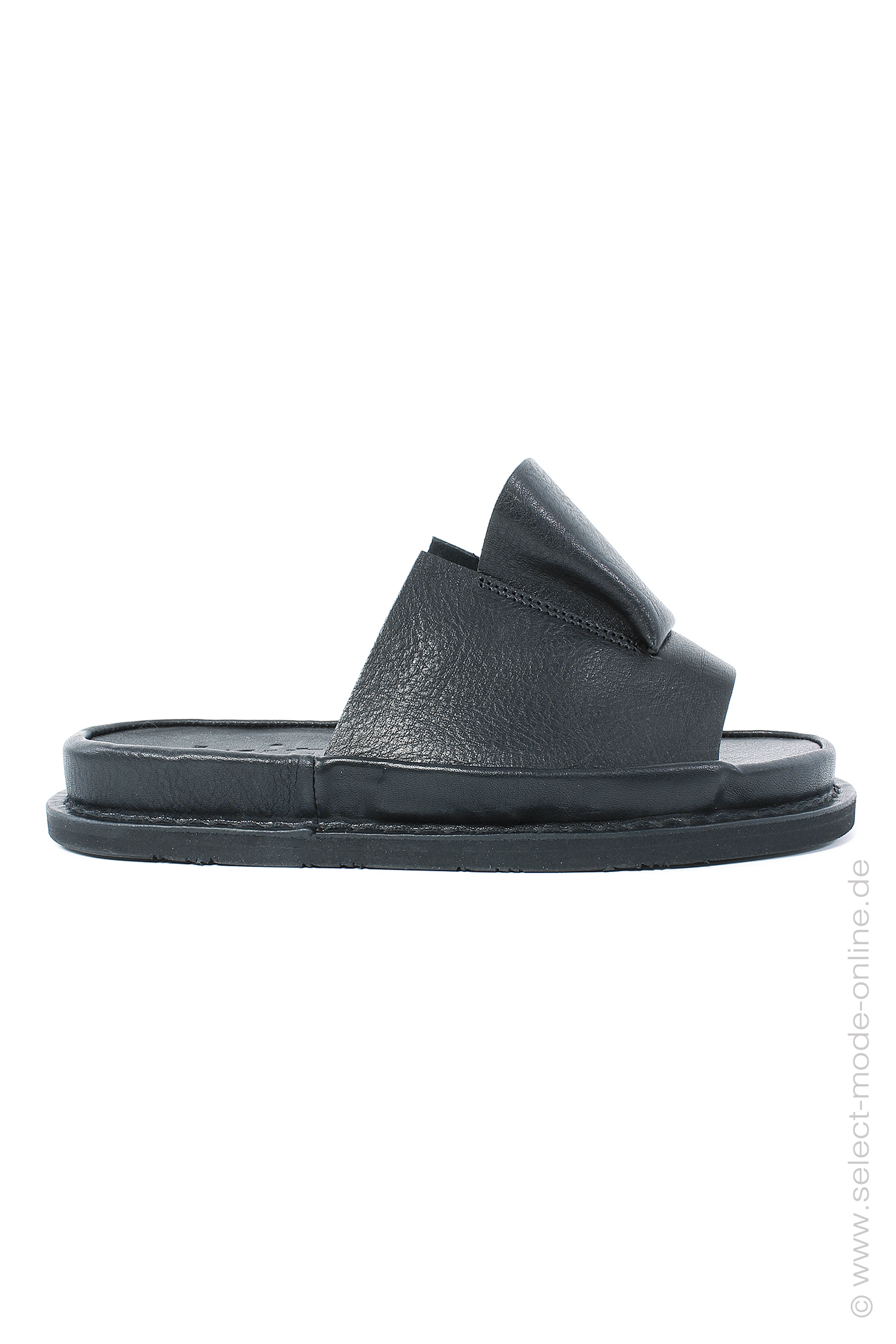 Leather sandals - black - Unfurl