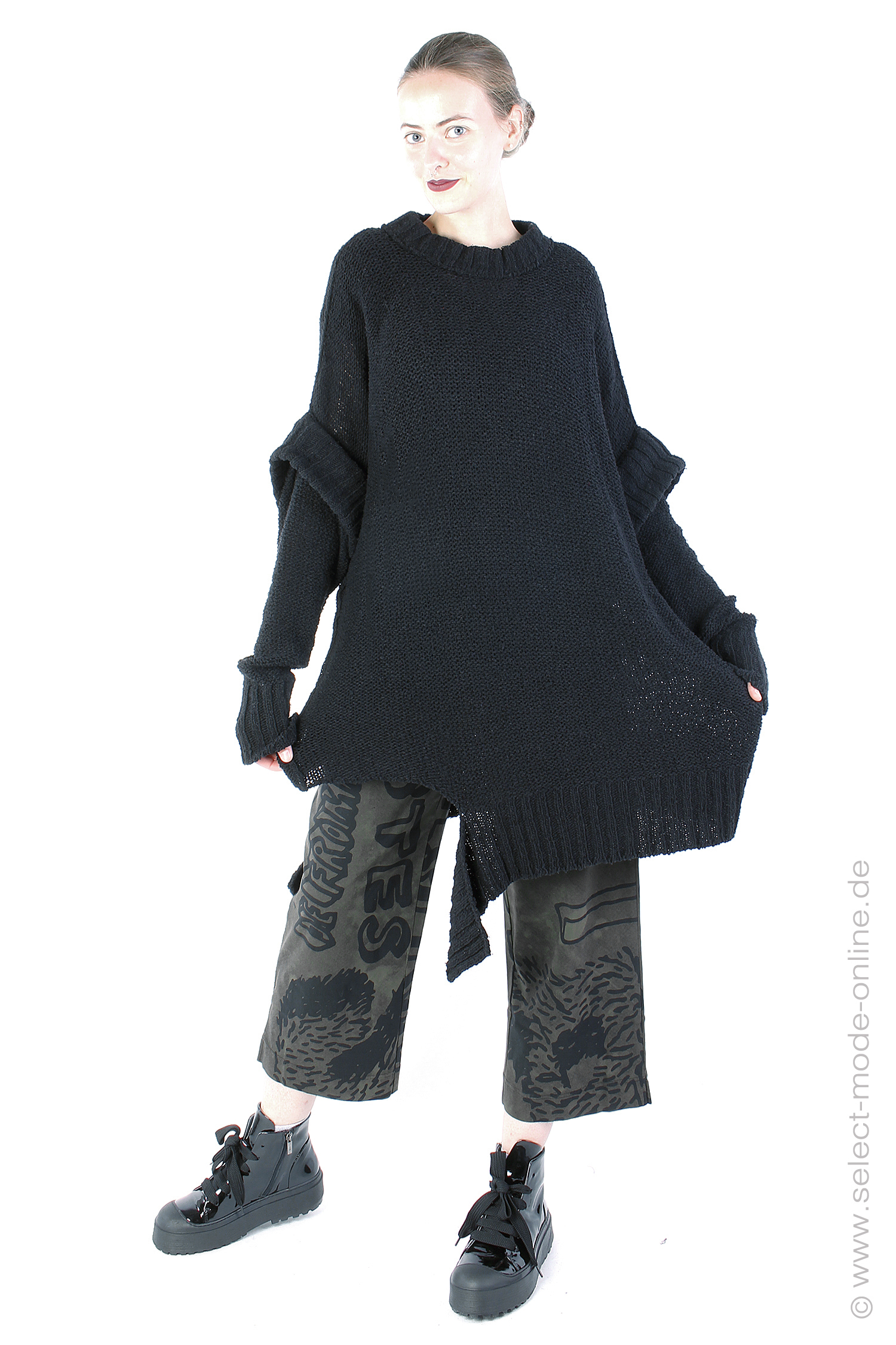 Knit pullover- Black - I25.3772.STR