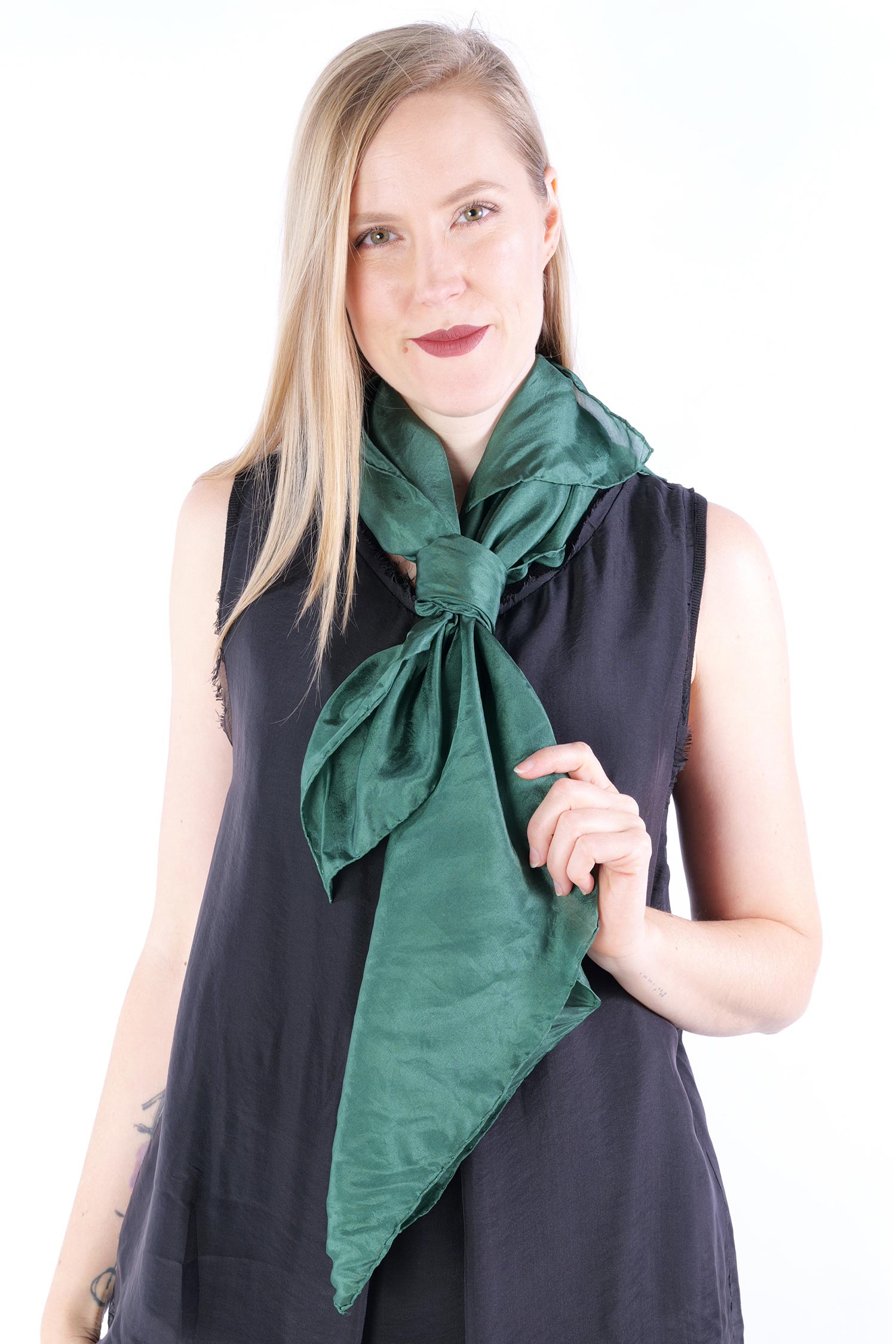 Smooth silk scarf 90x90 - Moosgrün - Andrena