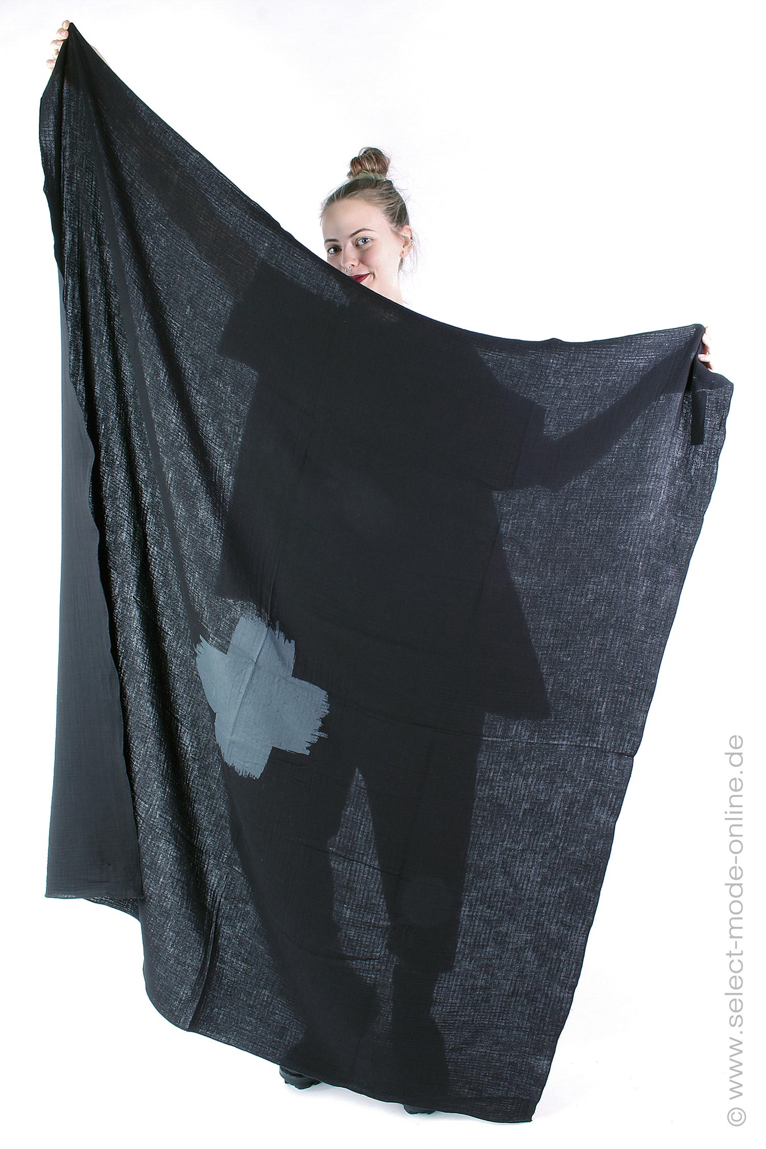 Large scarf with heart - Black - 1748