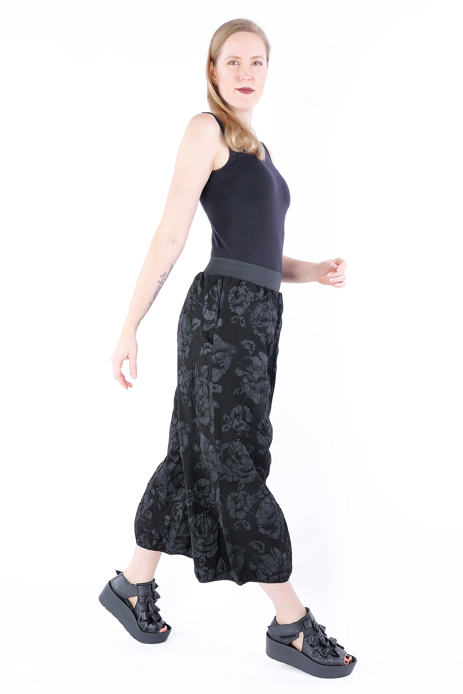 Tulip pants - black - S25-29