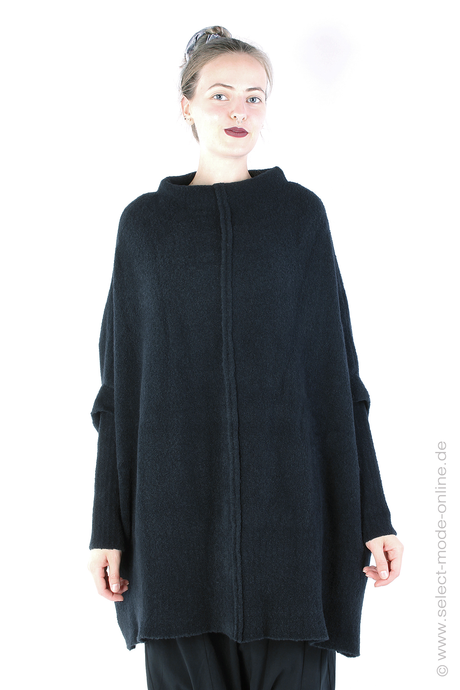 Oversize knit pullover- Black - I25.3410.LV